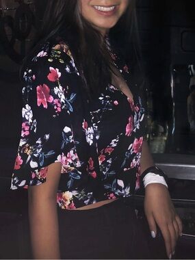 Floral Black Short Sleeve Tie Back Top